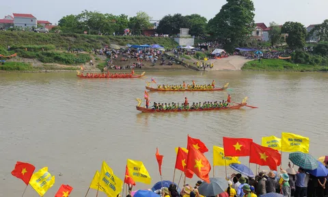 Bắc Giang: Nét độc đáo ở Lễ hội bơi chải làng Tiếu Mai