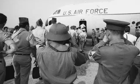 Sự kiện người Mỹ cuối cùng rút khỏi Việt Nam sau Hiệp định Paris năm 1973 qua lời kể của Nghệ sỹ ưu tú Trần Duy Hinh        