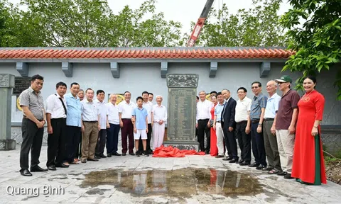  Lễ đặt Bia ghi danh những nhà công đức và trồng cây của dòng họ Vũ - Võ tỉnh Ninh Bình tại khu vườn Mộ cổ Đống Dờm, Hải Dương